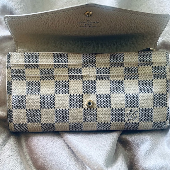 Louis Vuitton Damier Azur Wallet - Cream and Blue (Sarah Wallet) - Picture 7 of 12